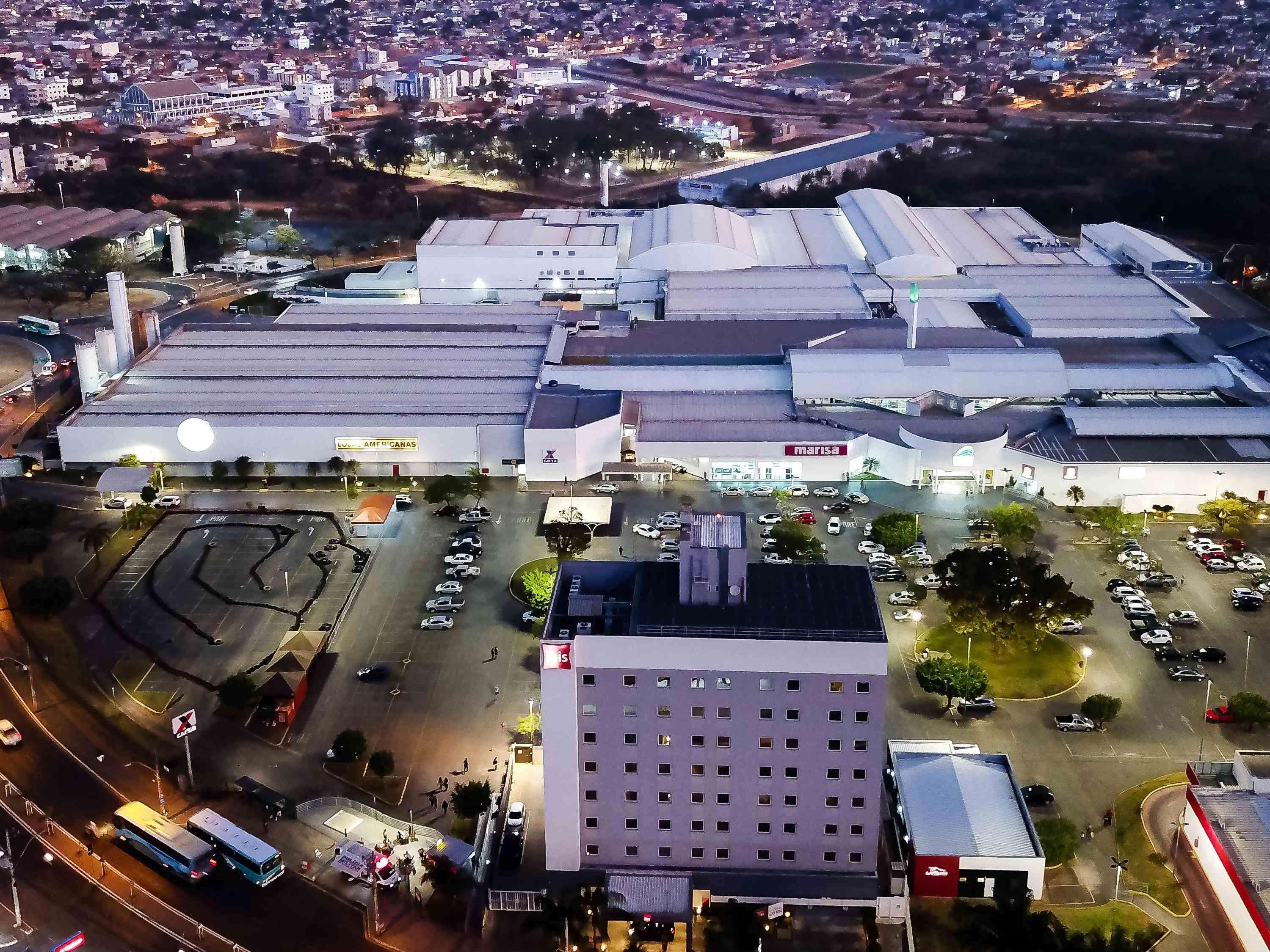فندق Ibis Montes Claros Shopping المظهر الخارجي الصورة