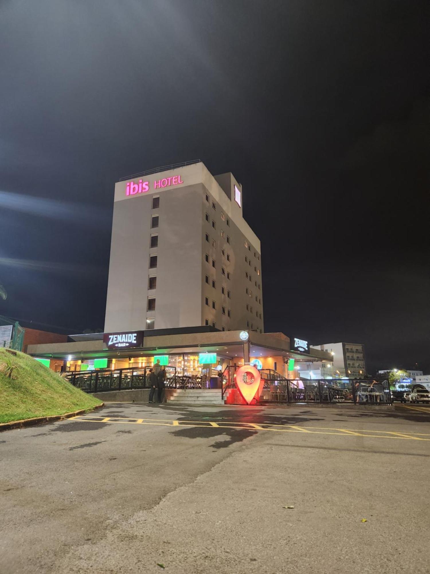 فندق Ibis Montes Claros Shopping المظهر الخارجي الصورة