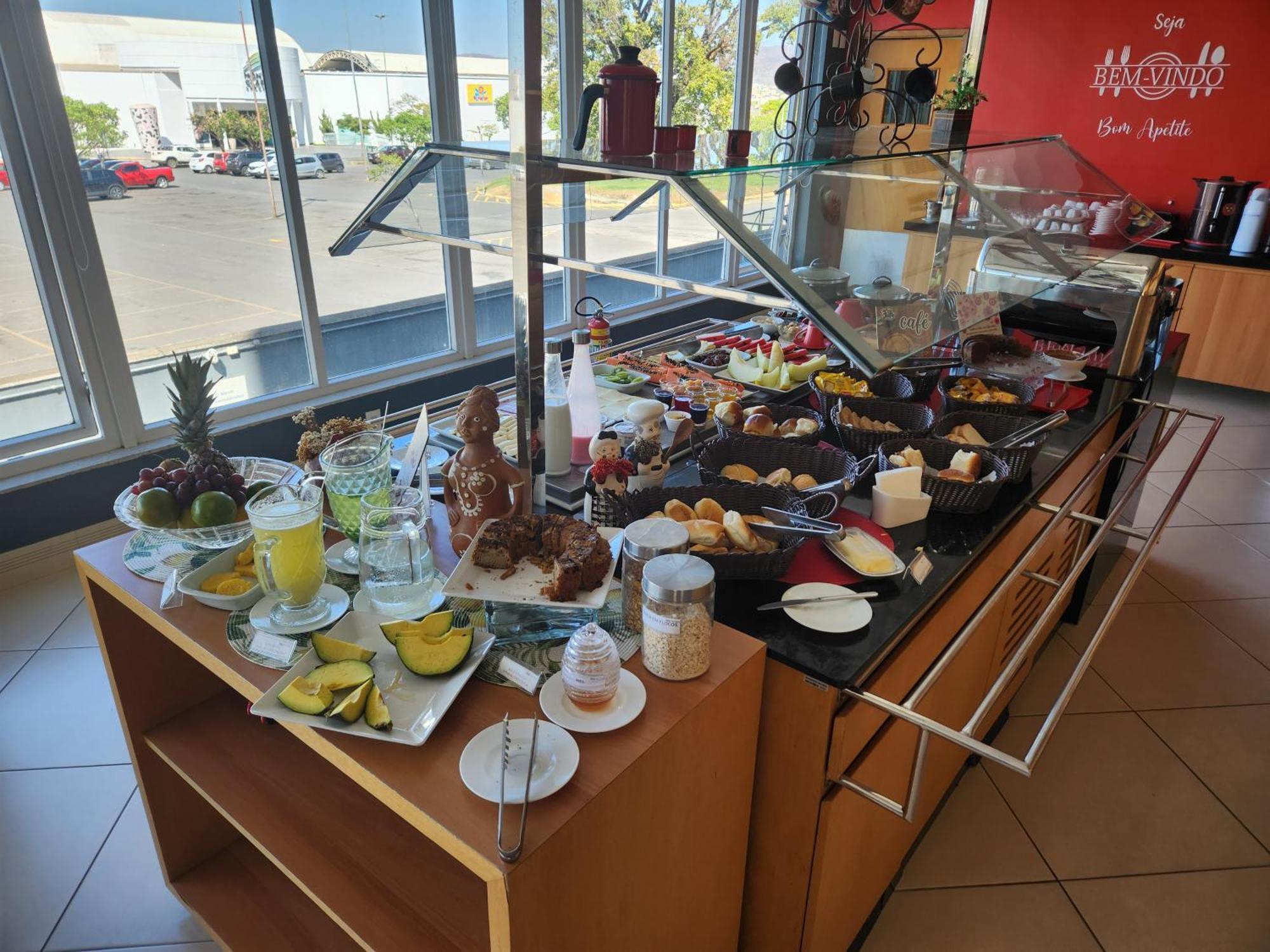 فندق Ibis Montes Claros Shopping المظهر الخارجي الصورة